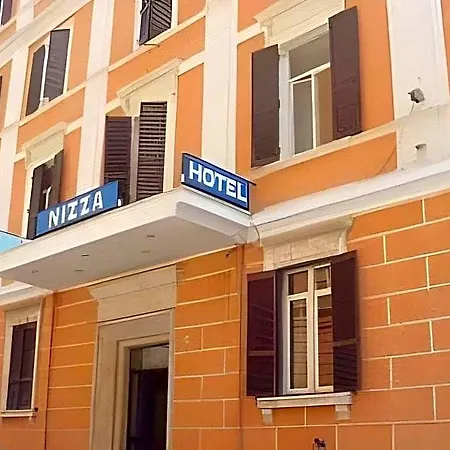 Nizza Ξενοδοχείο 3*